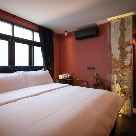 Baan Tuk Din Hotel Bangkok Bagian luar foto