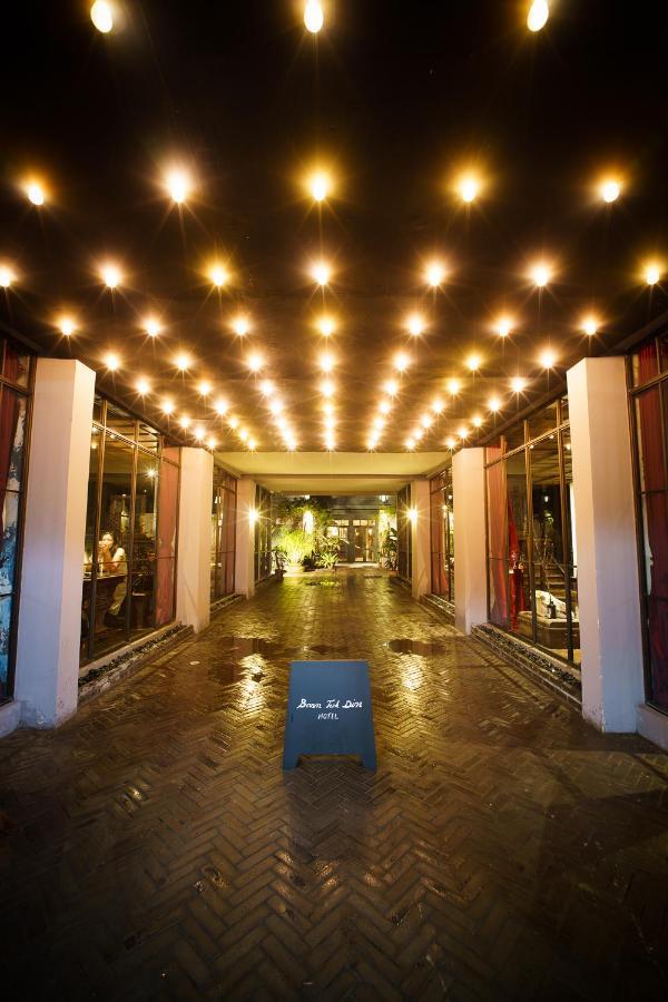 Baan Tuk Din Hotel Bangkok Bagian luar foto