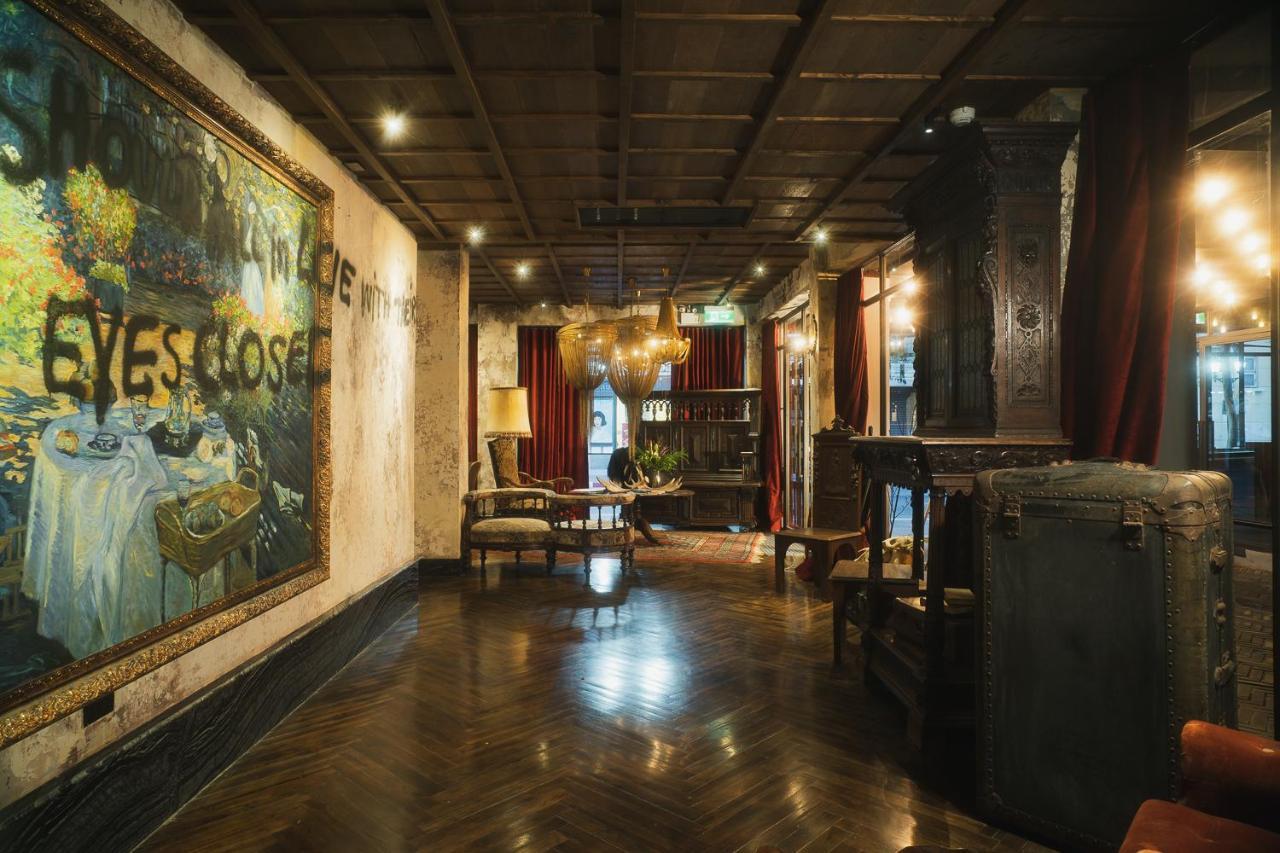 Baan Tuk Din Hotel Bangkok Bagian luar foto
