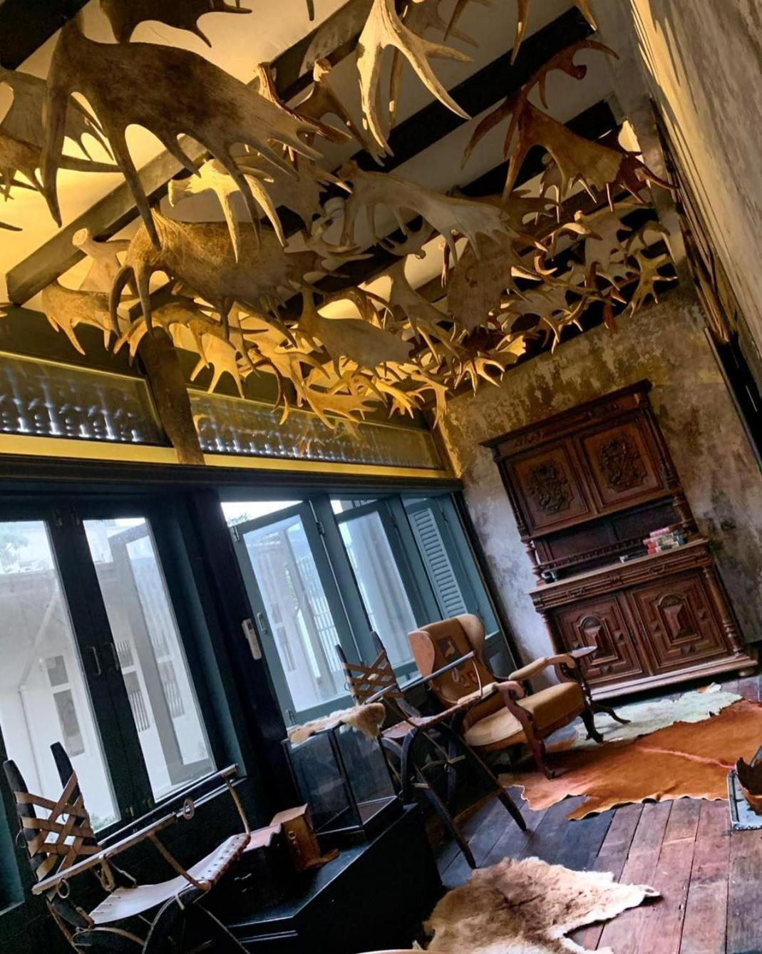 Baan Tuk Din Hotel Bangkok Bagian luar foto