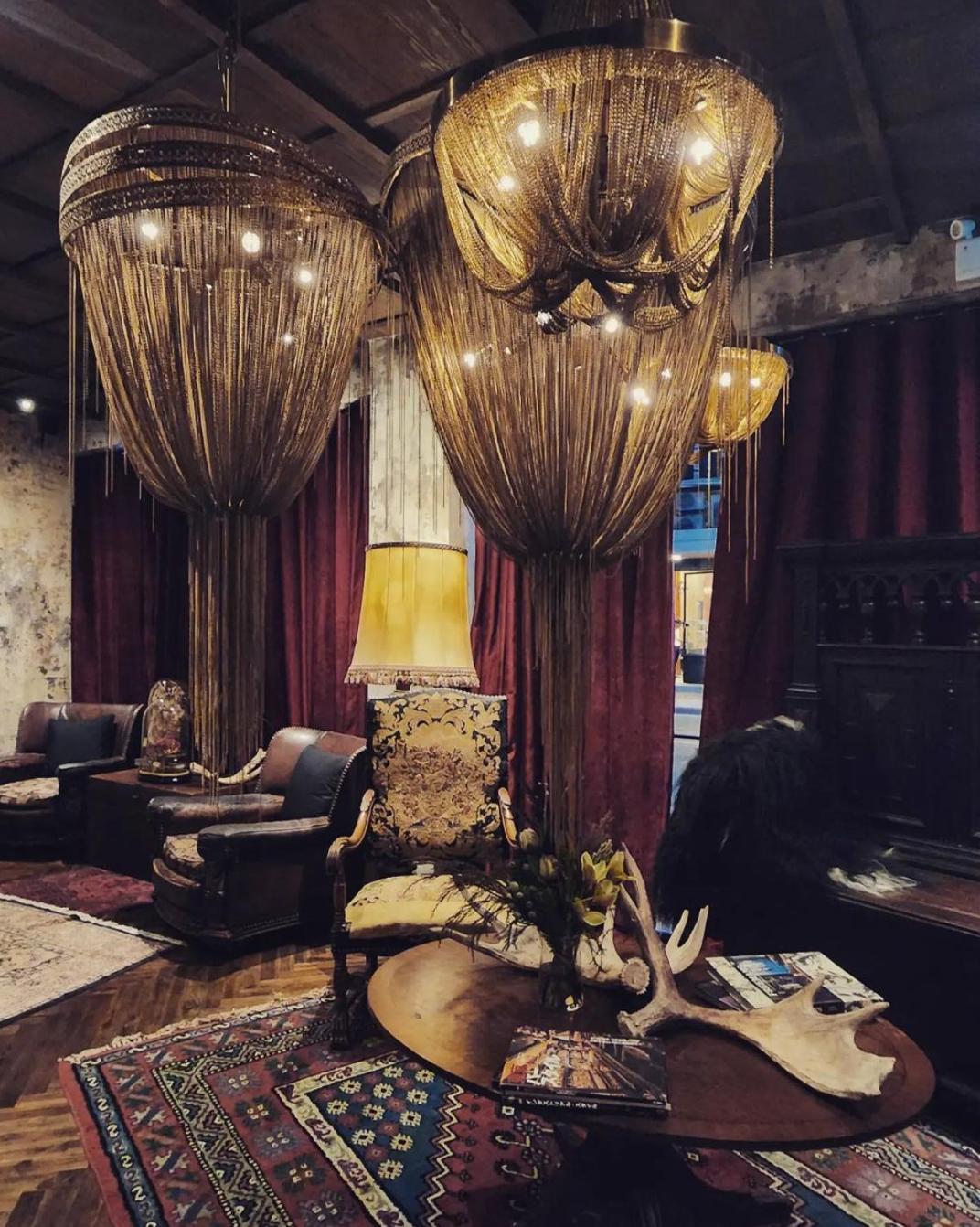 Baan Tuk Din Hotel Bangkok Bagian luar foto