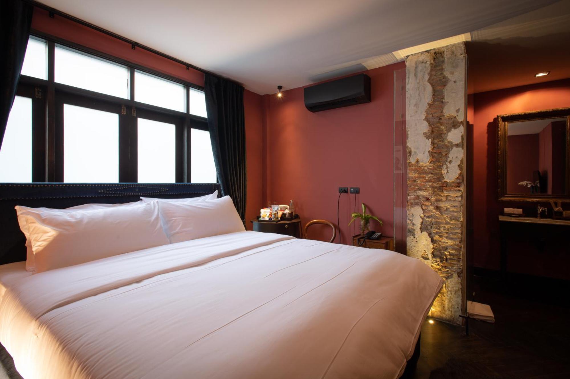 Baan Tuk Din Hotel Bangkok Bagian luar foto