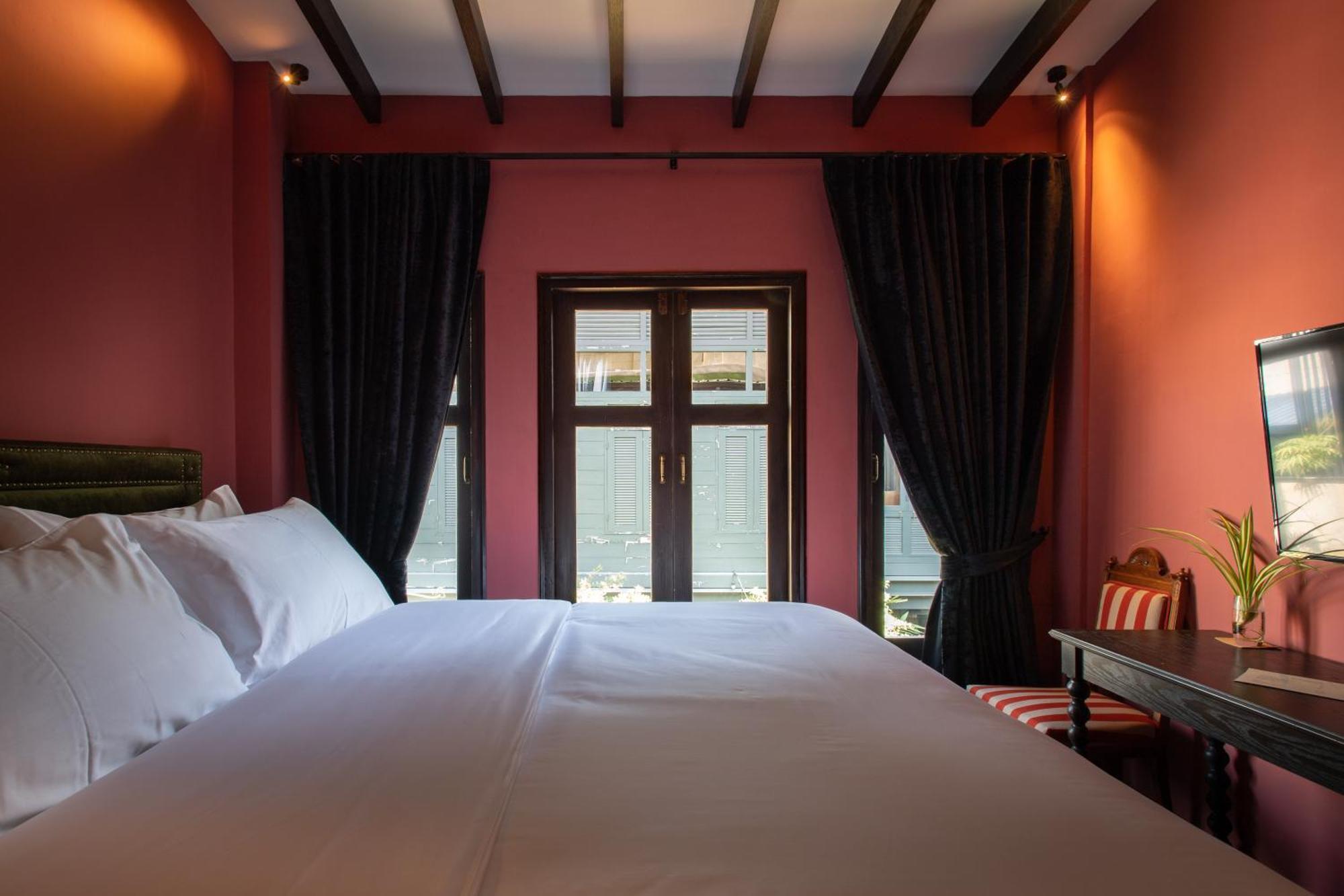 Baan Tuk Din Hotel Bangkok Bagian luar foto
